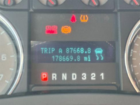 Used 2009 Ford F150 XLT image 12