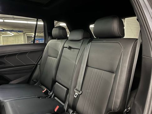 Used 2023 Volkswagen Tiguan SE R-Line AWD/4WD image 22