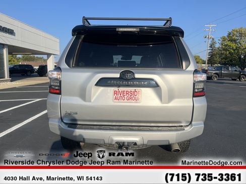 Used 2020 Toyota 4Runner 4WD image 15