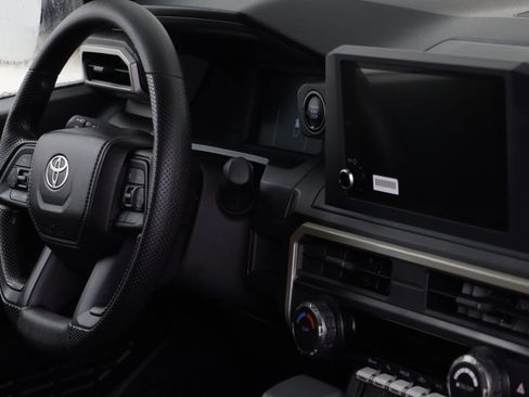 Used 2025 Toyota Tacoma SR image 20