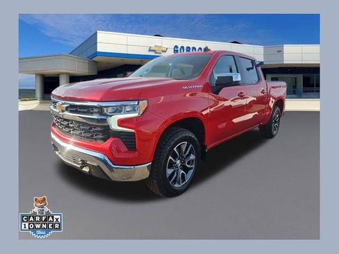 Used 2024 Chevrolet Silverado 1500 LT image 1