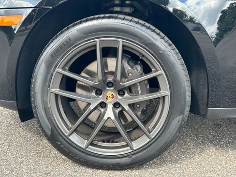 Used 2023 Porsche Macan Turbo AWD/4WD image 15