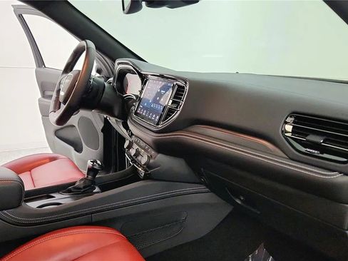 Used 2024 Dodge Durango SRT image 41