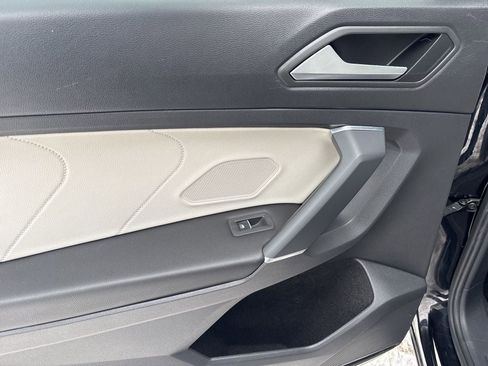 Used 2020 Volkswagen Tiguan SEL Premium R-Line image 28