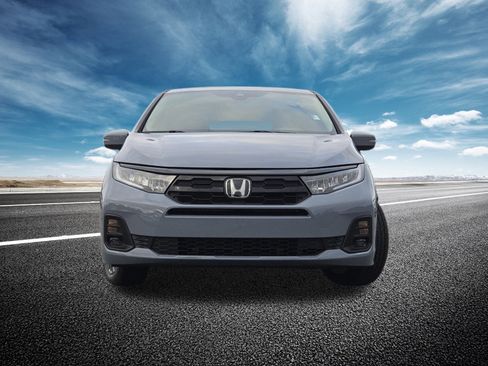 New 2026 Honda Odyssey Touring image 14