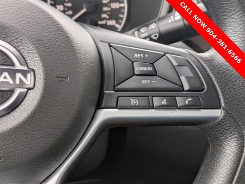 Used 2024 Nissan Altima 2.5 SV image 24