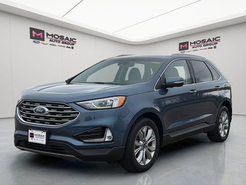 Used 2019 Ford Edge Titanium AWD/4WD image 8