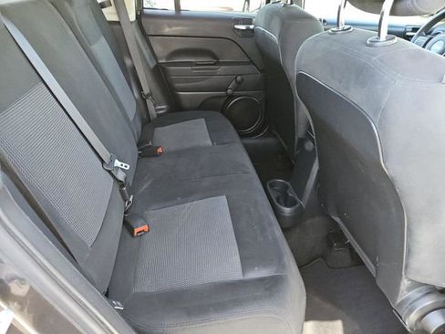 Used 2015 Jeep Compass Sport image 32