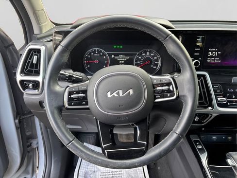Used 2022 Kia Sorento SX image 22