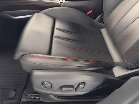 Used 2018 Audi A4 2.0T Premium Plus w/ Premium Plus Package image 16