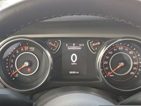 Used 2022 Jeep Gladiator Sport AWD/4WD image 25