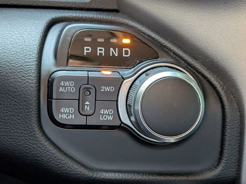 Used 2020 RAM 1500 Big Horn AWD/4WD image 31