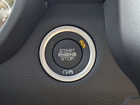 New 2026 RAM 1500 4x4 Crew Cab image 28