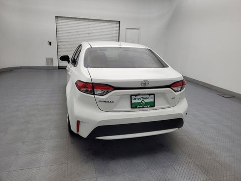 Used 2021 Toyota Corolla LE image 6