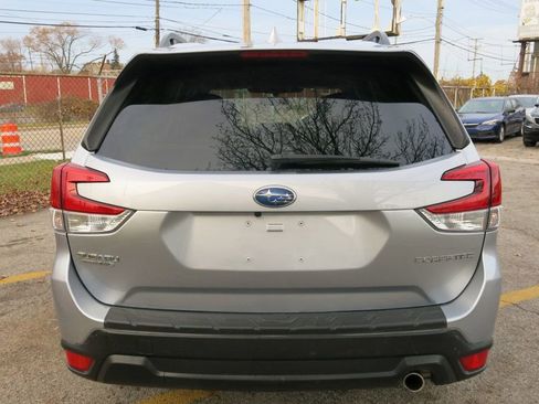 Used 2023 Subaru Forester Limited image 8