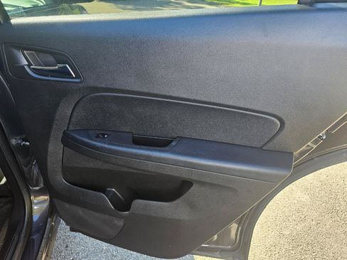 Used 2015 Chevrolet Equinox LT w/ Driver Convenience Package FWD image 17