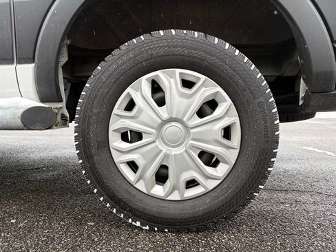 Used 2024 Ford Transit 250 Low Roof w/ Exterior Upgrade Package image 18