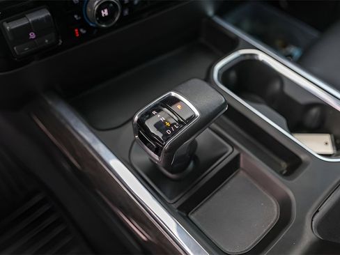 Used 2022 Chevrolet Silverado 1500 LTZ w/ LTZ Convenience Package II image 23