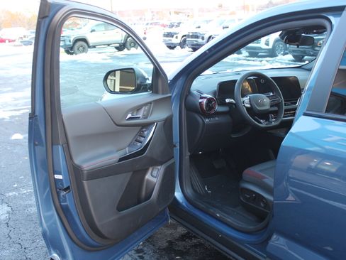 New 2026 Chevrolet Equinox RS image 8