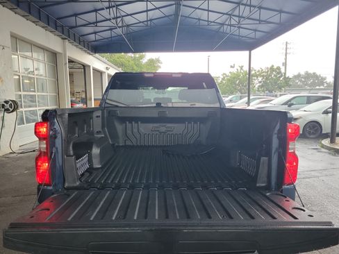 Used 2023 Chevrolet Silverado 1500 Custom w/ LPO, Dark Essentials Package RWD image 4