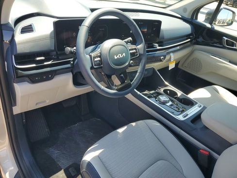 New 2026 Kia Carnival SX Prestige FWD image 6