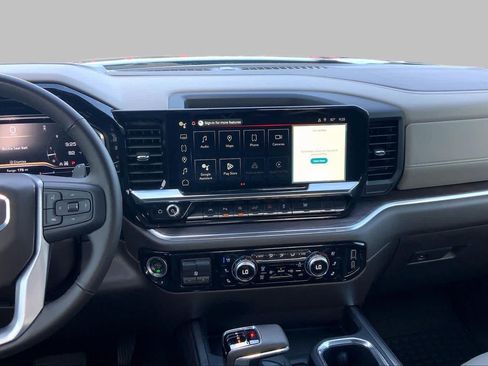 Used 2024 GMC Sierra 1500 SLT w/ SLT Convenience Package AWD/4WD image 7