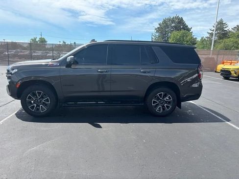 Used 2021 Chevrolet Tahoe Z71 w/ Z71 Off-Road Package AWD/4WD image 1