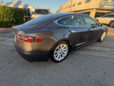 Used 2018 Tesla Model S 75D image 8