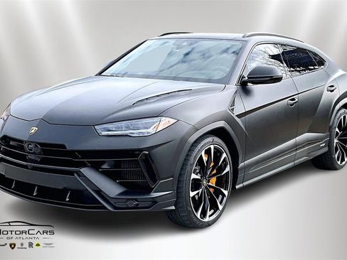 Used 2024 Lamborghini Urus S image 1