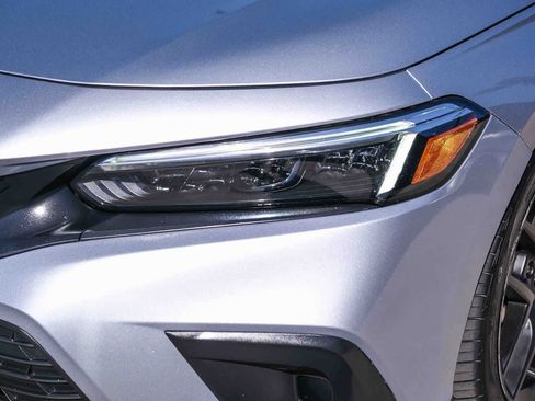Used 2022 Honda Civic Sport image 12