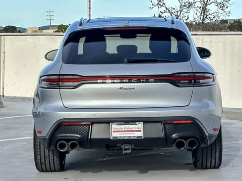 Used 2025 Porsche Macan image 7