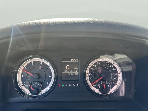 Used 2018 RAM 1500 Express image 16