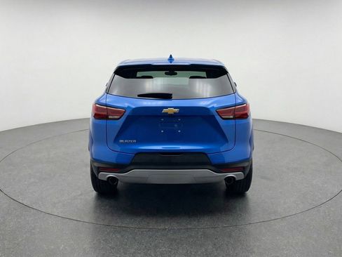 Used 2025 Chevrolet Blazer LT FWD image 7