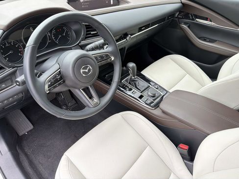 Used 2025 MAZDA CX-30 AWD 2.5 S w/ Premium Package image 7