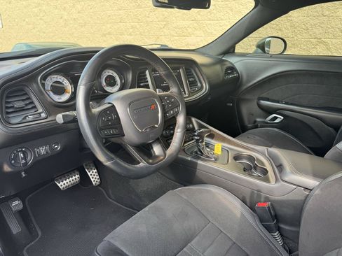 Used 2020 Dodge Challenger R/T Scat Pack RWD image 5