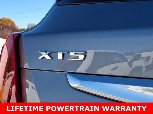Used 2024 Cadillac XT5 Luxury image 31