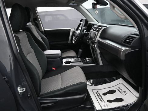 Used 2024 Toyota 4Runner SR5 image 40