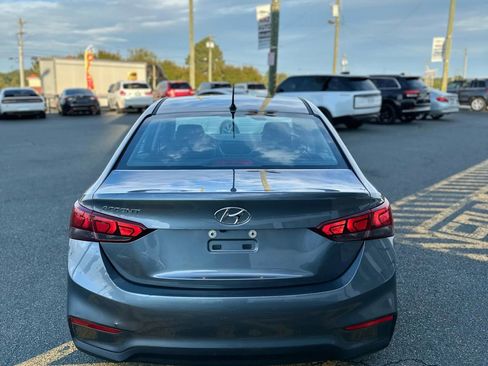 Used 2019 Hyundai Accent SE image 5