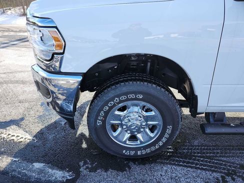 New 2024 RAM 2500 Tradesman w/ Chrome Appearance Group image 10