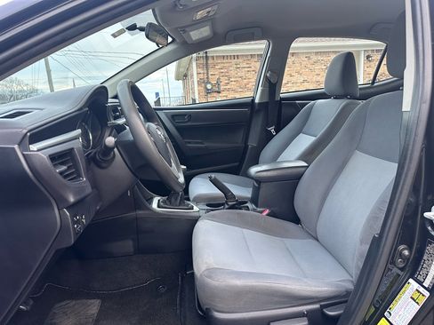 Used 2016 Toyota Corolla L image 12