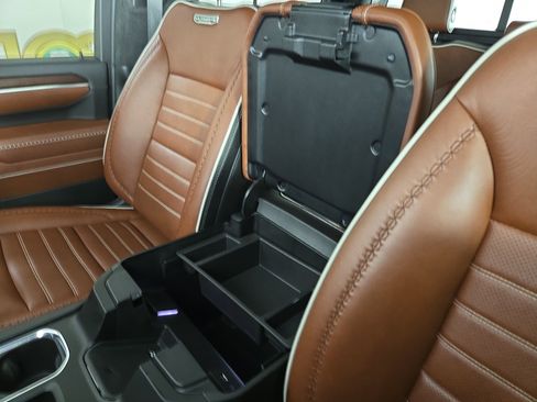 Used 2024 GMC Sierra 2500 Denali Ultimate image 29