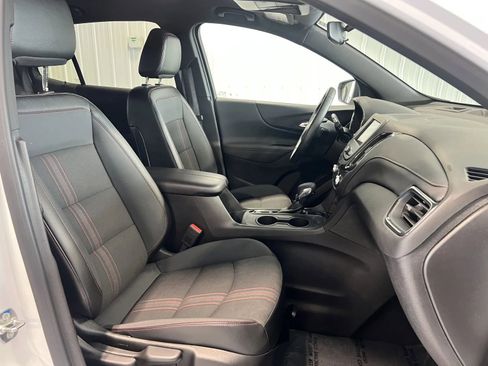 Used 2024 Chevrolet Equinox RS AWD/4WD image 31