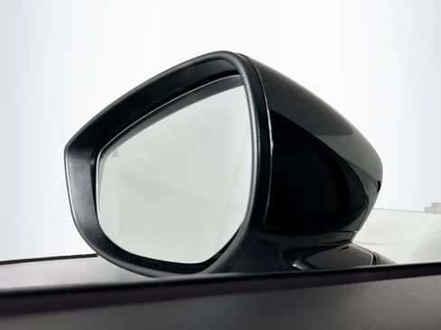 Used 2025 MAZDA CX-50 AWD 2.5 S w/ Preferred Package image 16