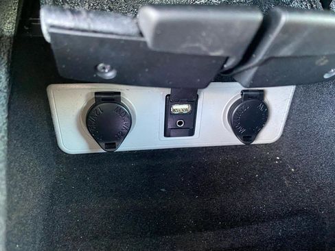 Used 2015 Toyota Avalon XLE FWD image 19