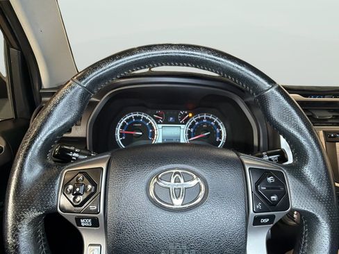Used 2014 Toyota 4Runner SR5 Premium AWD/4WD image 27