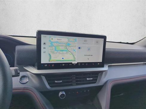 Used 2025 Ford Explorer ST-Line w/ Premium Package image 10