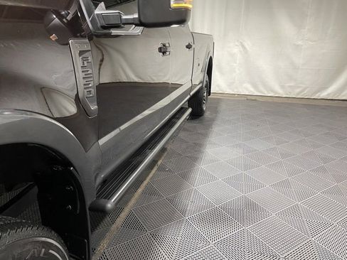 Used 2018 Ford F250 Lariat image 31