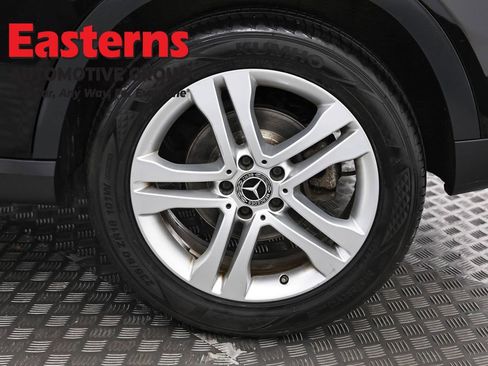 Used 2019 Mercedes-Benz GLA 250 4MATIC w/ Premium Package image 36