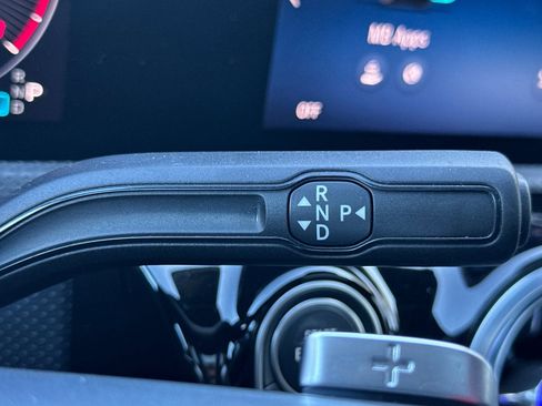 Used 2025 Mercedes-Benz CLA 250 4MATIC image 19