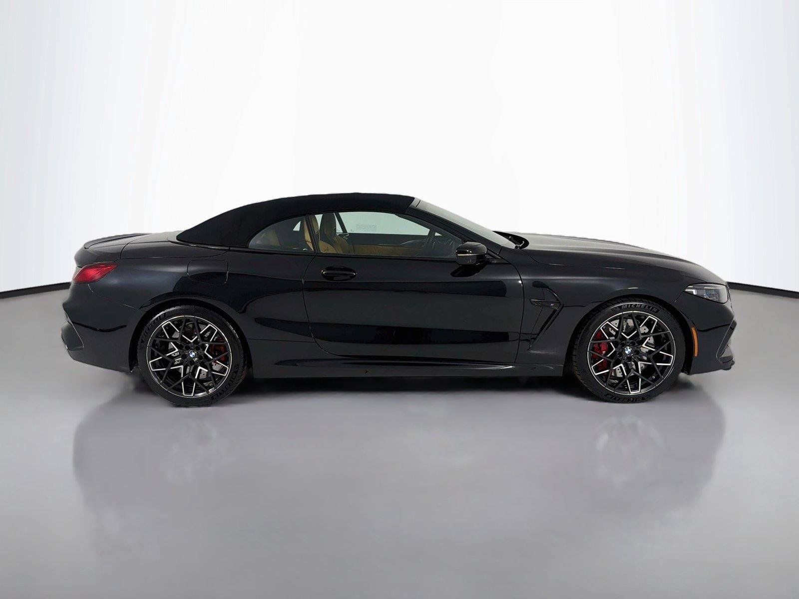 Used 2025 BMW M8 Competition AWD/4WD image 30